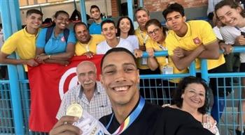   التونسي "النفاتي" يفوز بذهبية سباق 50 مترا في بطولة العربية والإفريقية للسباحة