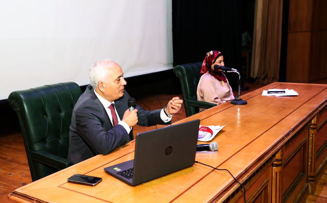 وزير التعليم يشهد إطلاق البرنامج التوعوي للدفعة الأولى من مبادرة 1000 مدير مدرسة