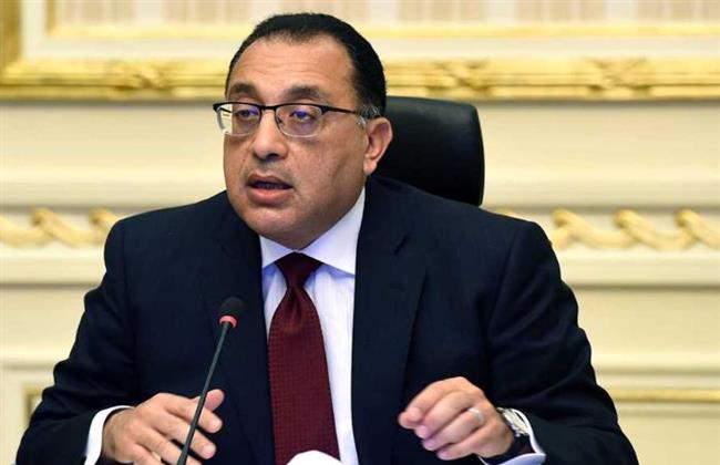 رئيس الوزراء يصدر قرارا بشأن ضوابط تحصيل رسوم الإقامة بالدولار أو ما يعادله