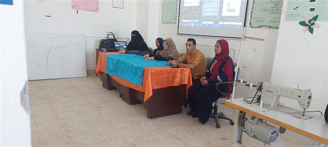 وزارة العمل: توعية فتيات مطروح بتنظيم الأسرة بمقر مركز التدريب المهني بالمحافظة