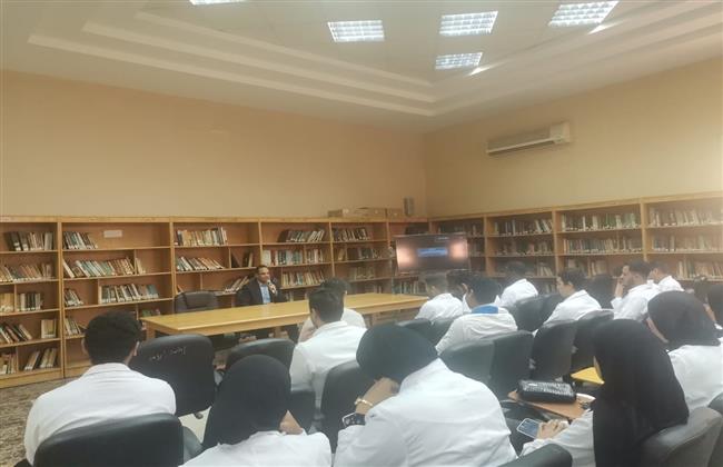 في زيارة ميدانية.. "القومي لدراسات السلامة والصحة المهنية" يستقبل طلاب كلية التمريض