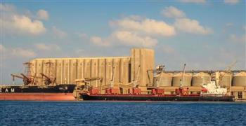   ميناء دمياط يستقبل سفينتين محملتين بالقمح من أوكرانيا وبلغاريا