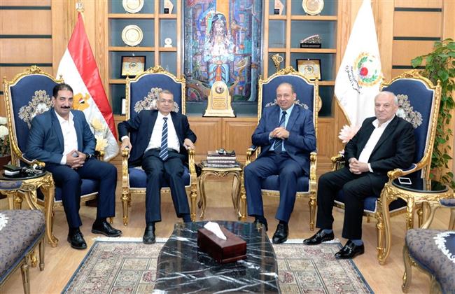 رئيس جامعة المنصورة يستقبل اللجنة النقابية للصحفيين بالدقهلية لبحث سبل التعاون