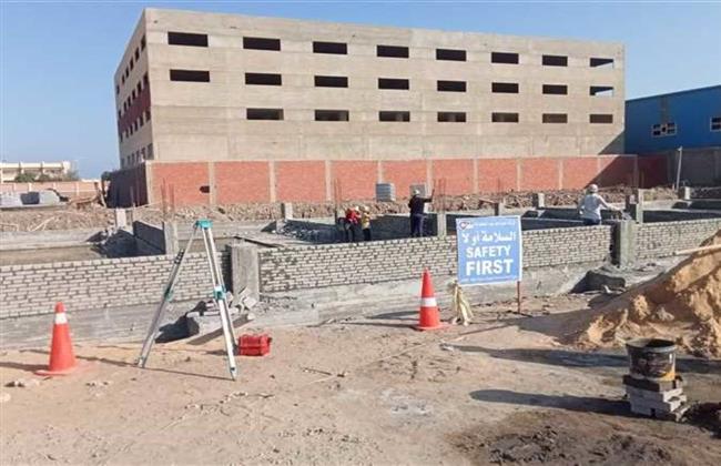 محافظ بورسعيد يوجه بسرعة الانتهاء من مشروع إنشاء مجمع صناعات "3 يوليو"