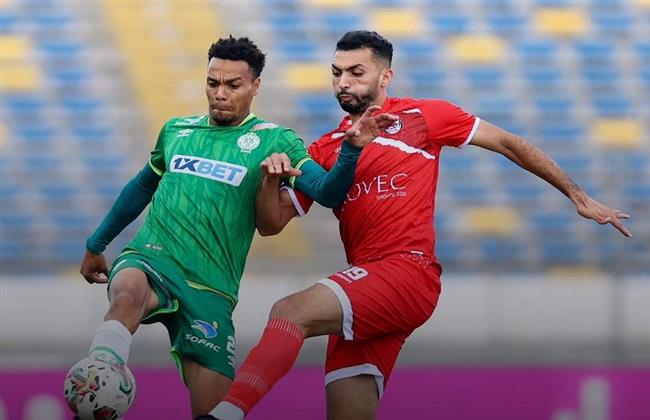 الدوري المغربي.. الرجاء يفوز على الفتح بهدفين نظيفين