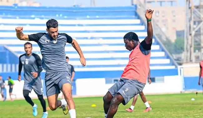 كأس مصر.. جلسة فنية لـ "معتمد جمال" خلال تدريبات الزمالك لتصحيح الأخطاء