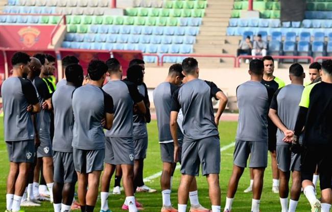 كأس مصر.. عضو مجلس إدارة الزمالك يدعم اللاعبين قبل لقاء بيراميدز