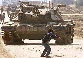 فصائل فلسطينية: دمرنا دبابة سادسة واستهدفنا جنودا للاحتلال في غزة