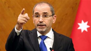   وزير خارجية الأردن ومسئول أوروبي يبحثان هاتفيًا الوضع في غزة