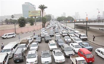 الحالة المرورية.. كثافات نسبية في الكورنيش وميدان عبدالمنعم رياض