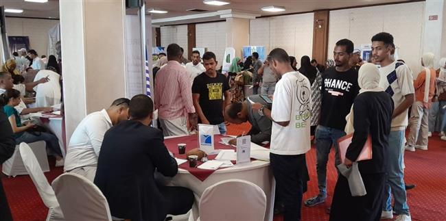 وزارة العمل: ملتقى توظيف يوفر فرص عمل لشباب أسوان