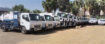 إصطفاف معدات شركة الصرف الصحي بالإسكندرية وجاهزيتها لإدارة الأزمات استعدادا للنوات