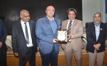 محافظ بني سويف يشهد الجلسة الافتتاحية للمؤتمر السنوي الرابع "مرض السكر بصعيد مصر "