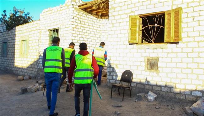 تركيب عدد "929" وصلة مياه مجانية للأسر الأولى بالرعاية بقنا