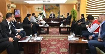 محافظ الفيوم يناقش استعدادات المحافظة لاستضافة "ماراثون الرمال الدولي 2023" للمرة الأولى بمصر 