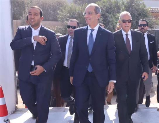 بالصور نكشف سر زيارة وزير الاتصالات لـ القليوبية