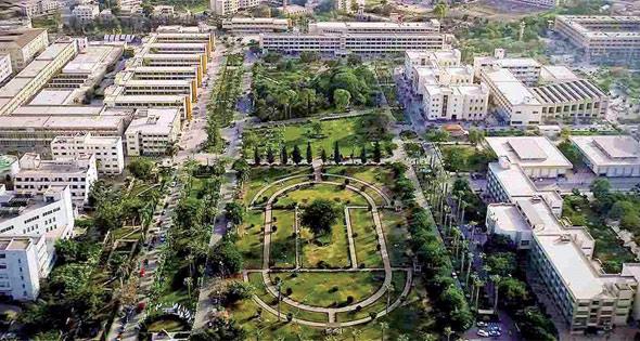 جامعة المنصورة: رقمنة كافة الخدمات الطبية بمستشفيات الجامعة خلال 2024 لخدمة مليوني شخص سنويا