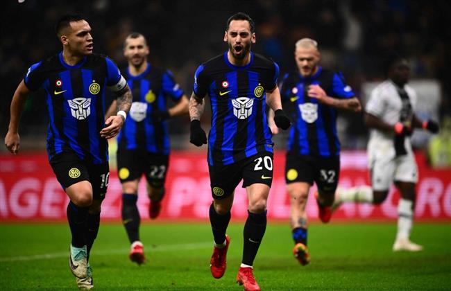 إنتر ميلان يستعيد صدارة الدوري الإيطالي بفوزه الكبير على أودينيزي 4-0