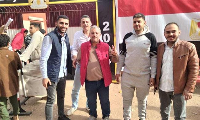 الانتخابات الرئاسية 2024 .. زحام شديد أمام لجنة مدرسة علي مبارك بأبوصير بالمرج