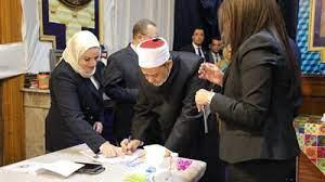   مدير منطقة القاهرة الأزهرية يدلي بصوته في الانتخابات الرئاسية