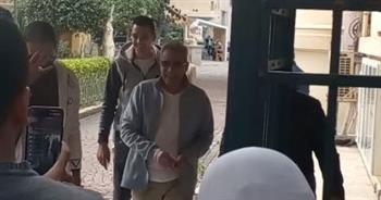 من الزمالك.. صبري فواز يدلي بصوته في الانتخابات الرئاسية 