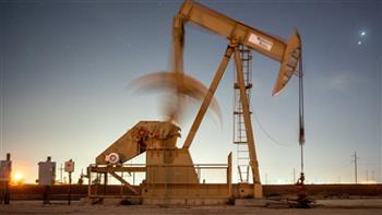   النفط يتكبد أطول سلسلة خسائر أسبوعية في نصف عقد