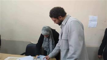   حسام غالي يدلي بصوته في الإنتخابات الرئاسية