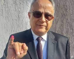 أحمد زايد رئيس مكتبة الإسكندرية يدلي بصوته في الانتخابات الرئاسية