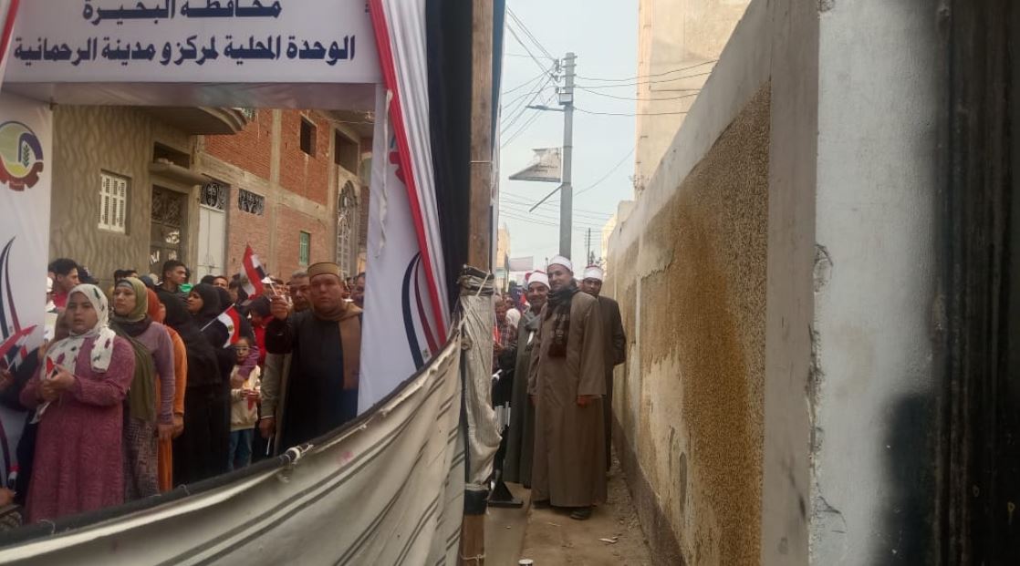 الانتخابات الرئاسية.. نائب محافظ البحيرة تتابع ثالث أيام العُرس الديمقراطي