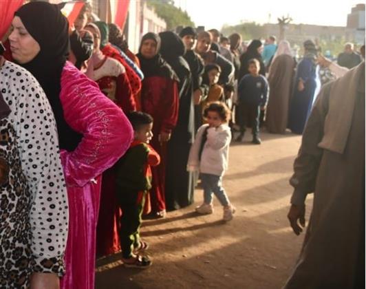 الانتخابات الرئاسية .. بدء توافد المواطنين على اللجان الانتخابية بـ 6 أكتوبر والشيخ زايد 