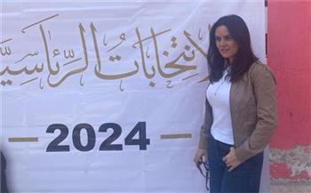 من العجوزة.. رشا مهدي تدلي بصوتها في الانتخابات الرئاسية