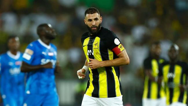 حجازي وبنزيما على رأس تشكيل الاتحاد في مواجهة أوكلاند سيتي