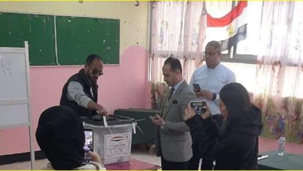 وليد سليمان يدلي بصوته في الانتخابات الرئاسية