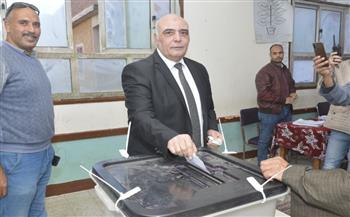   سكرتير عام البحيرة يدلي بصوته في الانتخابات الرئاسية بـ شبراخيت
