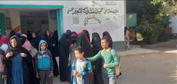 "إحنا السوهاجية".. أهالي البلينا يدلون بصوتهم في الانتخابات الرئاسية