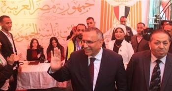   المرشح الرئاسي عبدالسند يمامة يزور لجان بمصر الجديدة.. ويشيد بالاقبال على صناديق الاقتراع 