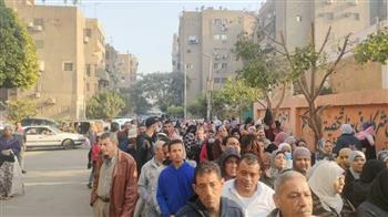   الانتخابات الرئاسية.. توافد المواطنين بحي الزيتون على لجان التصويت