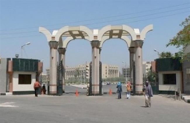 رئيس جامعة مطروح يؤكد على دور الجامعة فى خدمة المجتمع