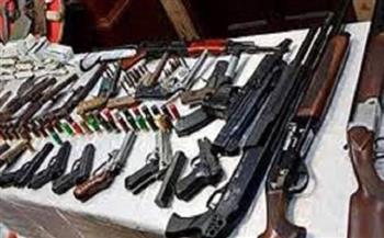   الأمن العام يضبط 20 سلاحا ناريا و103 قضايا مخدرات خلال 24 ساعة