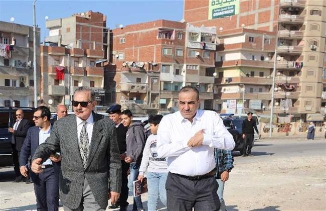 محافظ كفرالشيخ يتفقد العديد من شوارع المحافظة لمتابعة المرافق
