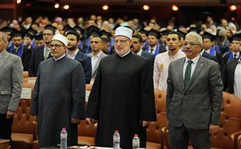 وكيل الأزهر لخريجي الدفعة 23 بطب دمياط: عليكم أن تكونوا خير الناس وأنفعهم