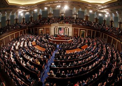 مجلس الشيوخ الأمريكي يقرر زيادة المساعدات العسكرية لأوكرانيا