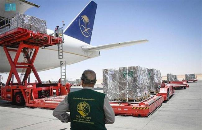 الطائرة الإغاثية السعودية الـ 26 تتوجه إلى العريش لمساعدة متضرري غزة