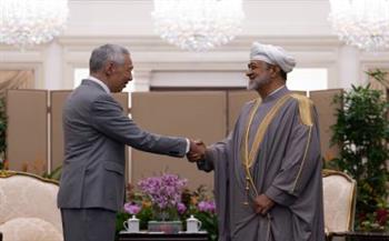   عمان وسنغافورة تبحثان سبل تعزيز التعاون الثنائي فى المجالات المختلفة