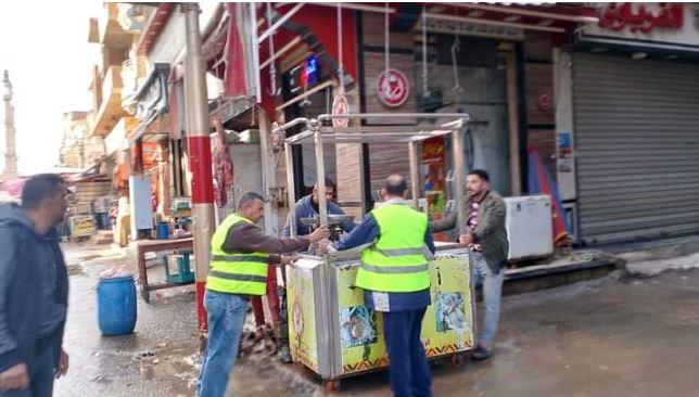بالصور.. رفع 383حالة إشغال طريق مخالف بنطاق 4 مراكز بالبحيرة
