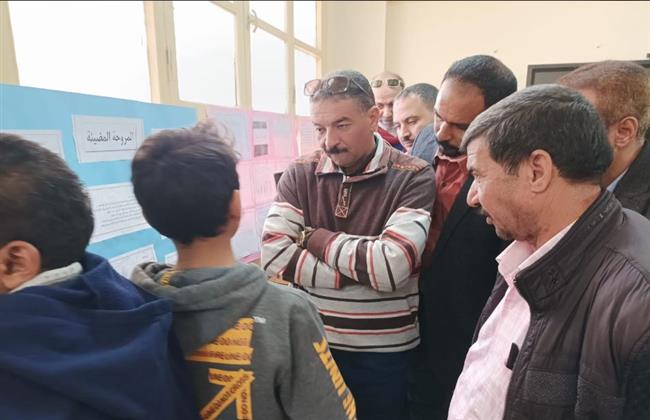 نجع حمادي.. "وزيري" يفتتح المعرض التمهيدي لمسابقة أيسف