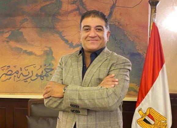 حزب المصريين: اهتمام الرئيس السيسي بالبنية التحتية ساهم في جذب الاستثمارات