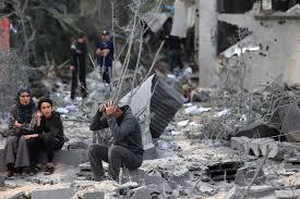 فلسطين ..معارك طاحنة في غزة و جيش الاحتلال يواصل استهداف النازحين 