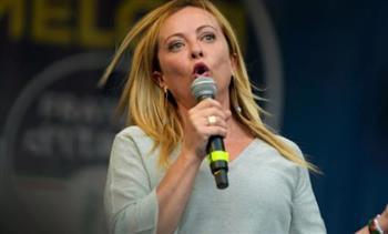 رئيسا وزراء بريطانيا وإيطاليا يبحثان التعاون المشترك في قضايا الهجرة