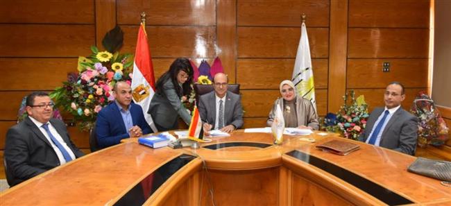 جامعة أسيوط تجدد تعاونها المشترك مع "مصر للسياحة" 